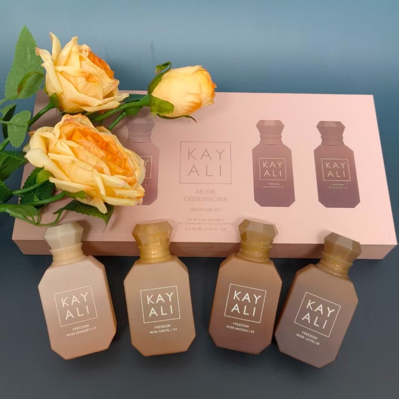 KAYALI Unisex Perfume Set 4*30 - огляд і ціна Perfume Fragrance Kit